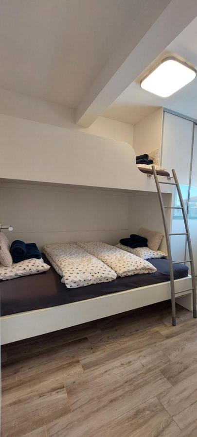Appartement Luxury Near The With Private Pool -exclusive Use Banjole