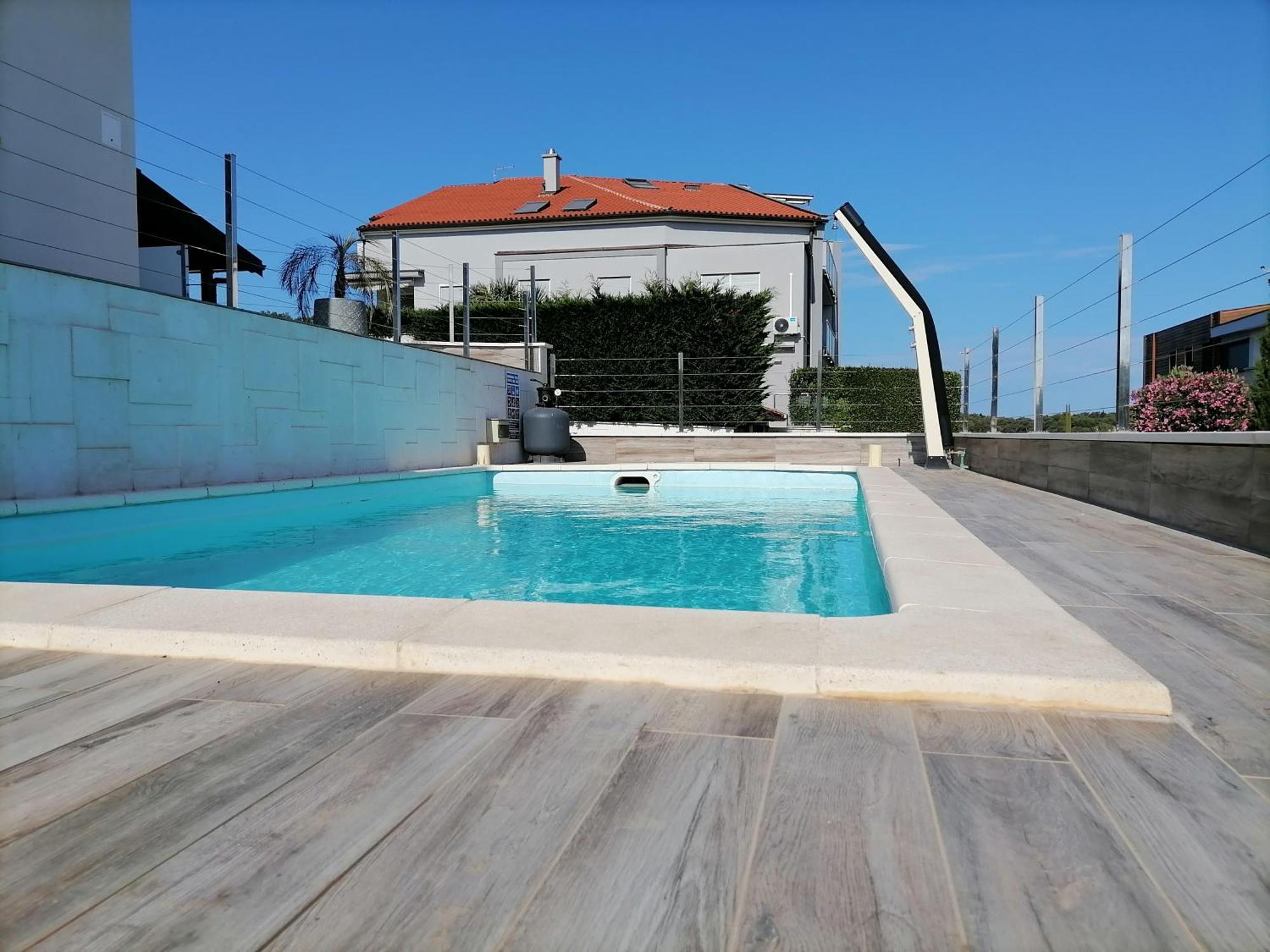 Luxury Near The With Private Pool -exclusive Use *