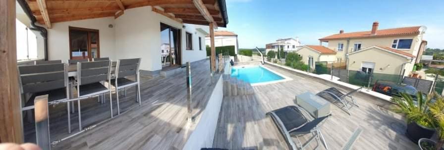Luxury 2-bedroom Near The With Private Pool -exclusive Use * Banjole