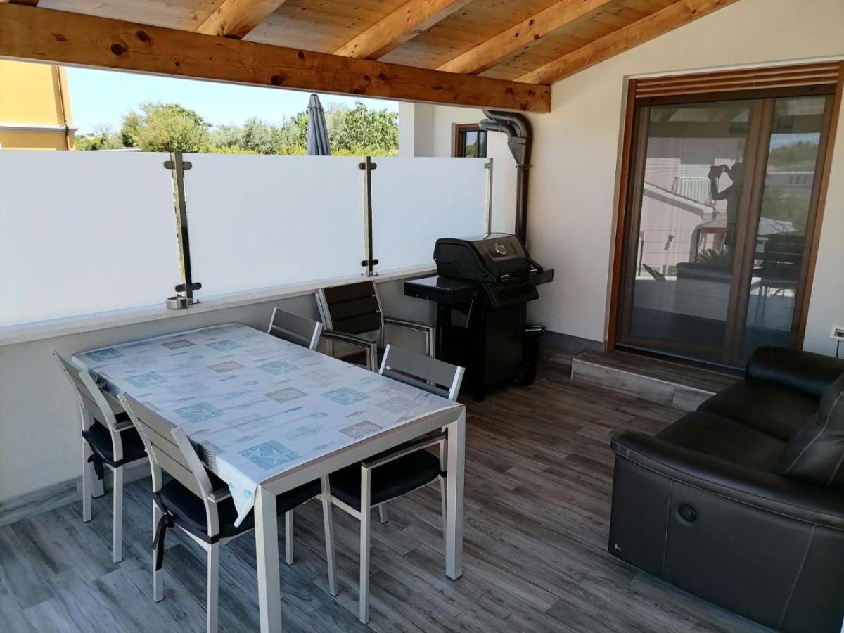 Apartament Luxury 2-bedroom Near The With Private Pool -exclusive Use *